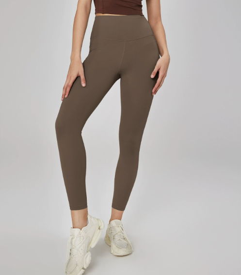 Performance Leggings with Pockets