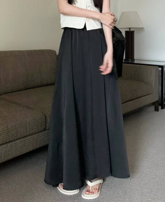 Your New Go-To Midi Skirt: Effortless, Slimming, Versatile
