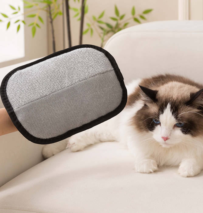 Pet Hair Remover Glove – Pet Grooming & Fur Removal
