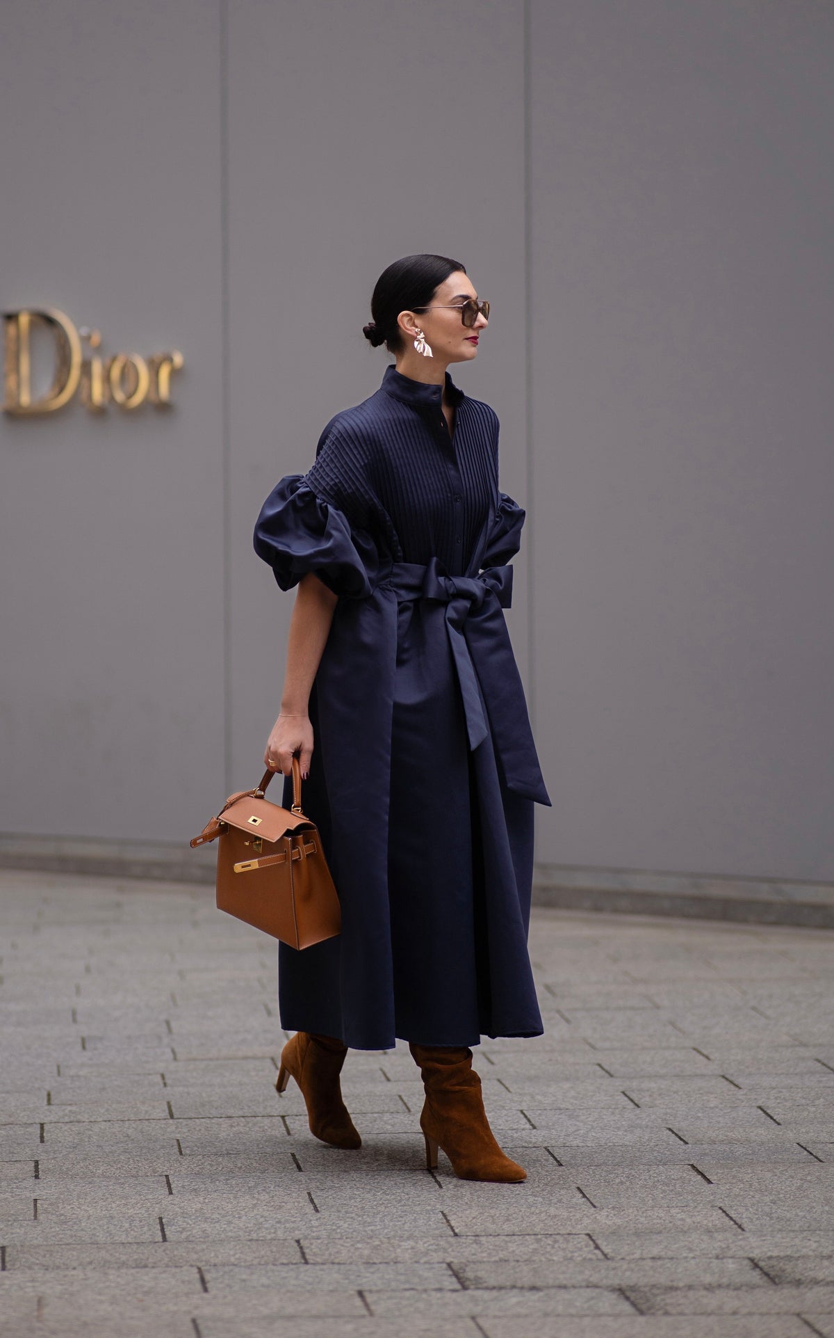 Phoebe Classic Dress -Timeless Minimalist Elegance